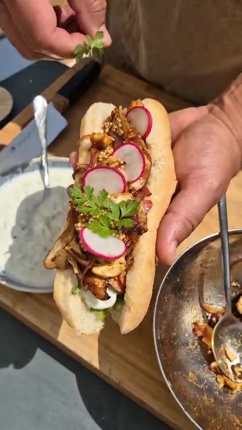 Hot Dog vom geräucherten Tofu